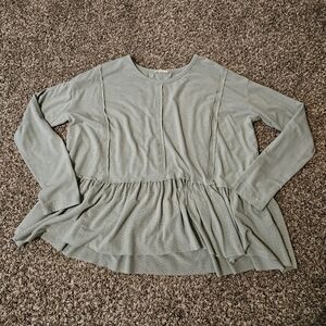 Easel Sage Long Sleeve Peplum Top